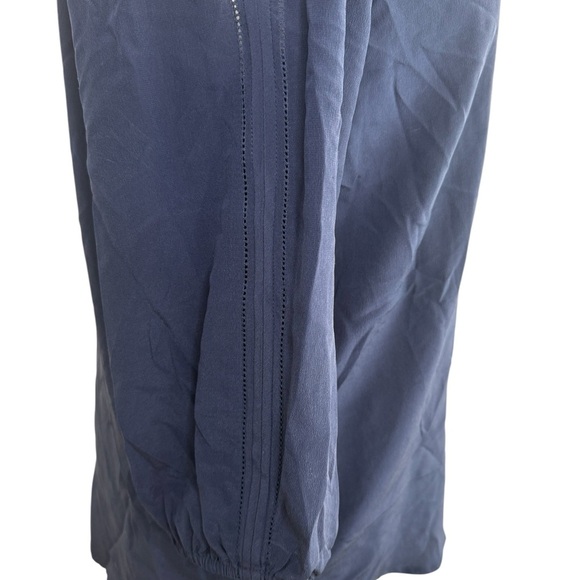 Trina Turk Womens Silk
Keyhole Cold Shoulder Bishop
Sleeve Blouse Navy Size S - Picture 5 of 9